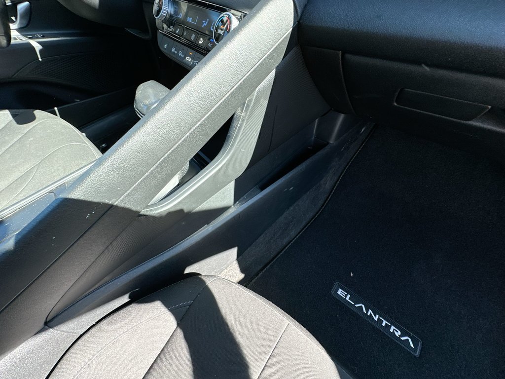 2021 Hyundai Elantra Preferred Tech | Roof | HtdSteering | Keyless in Saint John, New Brunswick - 52 - w1024h768px
