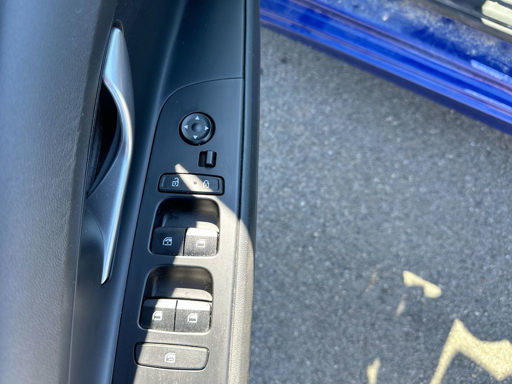 2021 Hyundai Elantra Preferred Tech | Roof | HtdSteering | Keyless in Saint John, New Brunswick - 15 - w1024h768px