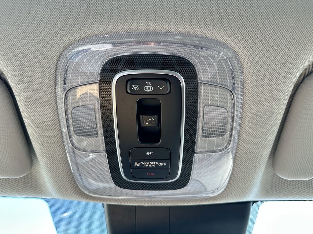 2021 Hyundai Elantra Preferred Tech | Roof | HtdSteering | Keyless in Saint John, New Brunswick - 47 - w1024h768px