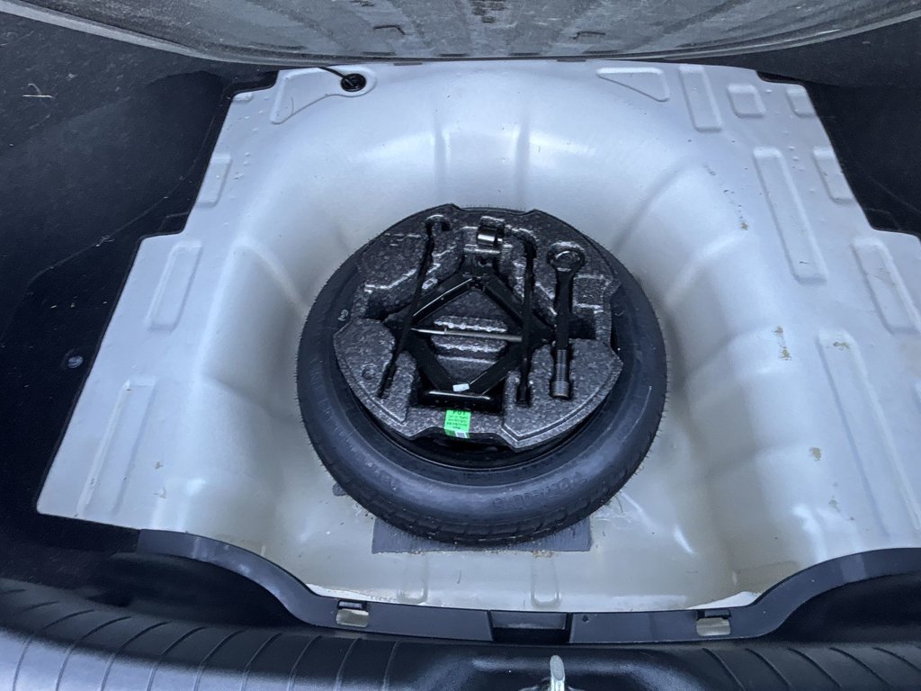 2022 Hyundai Elantra Essential | Cam | HtdSeats | Warranty to 2027 in Saint John, New Brunswick - 33 - w1024h768px