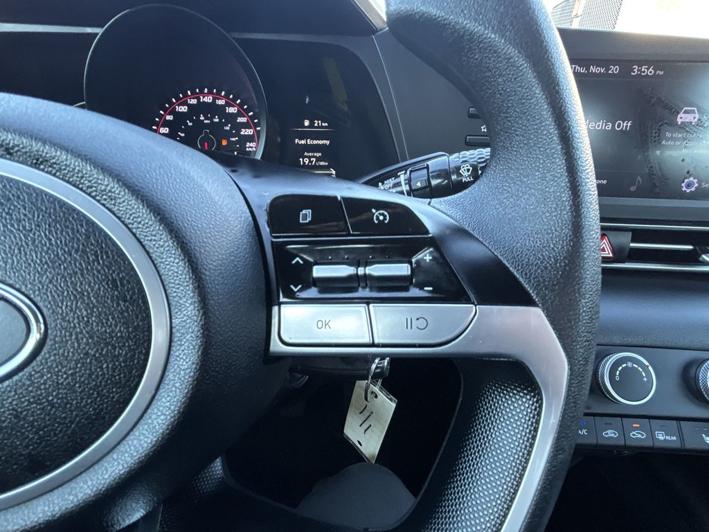 2022 Hyundai Elantra Essential | Cam | HtdSeats | Warranty to 2027 in Saint John, New Brunswick - 20 - w1024h768px