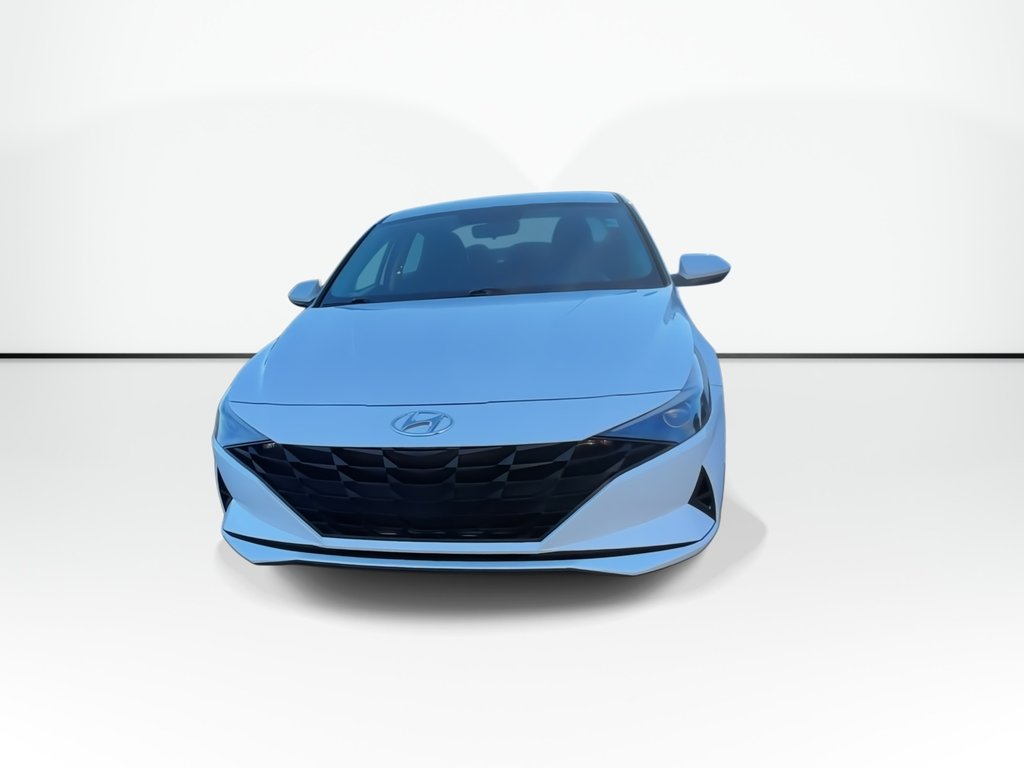 2022 Hyundai Elantra Essential | Cam | HtdSeats | Warranty to 2027 in Saint John, New Brunswick - 4 - w1024h768px