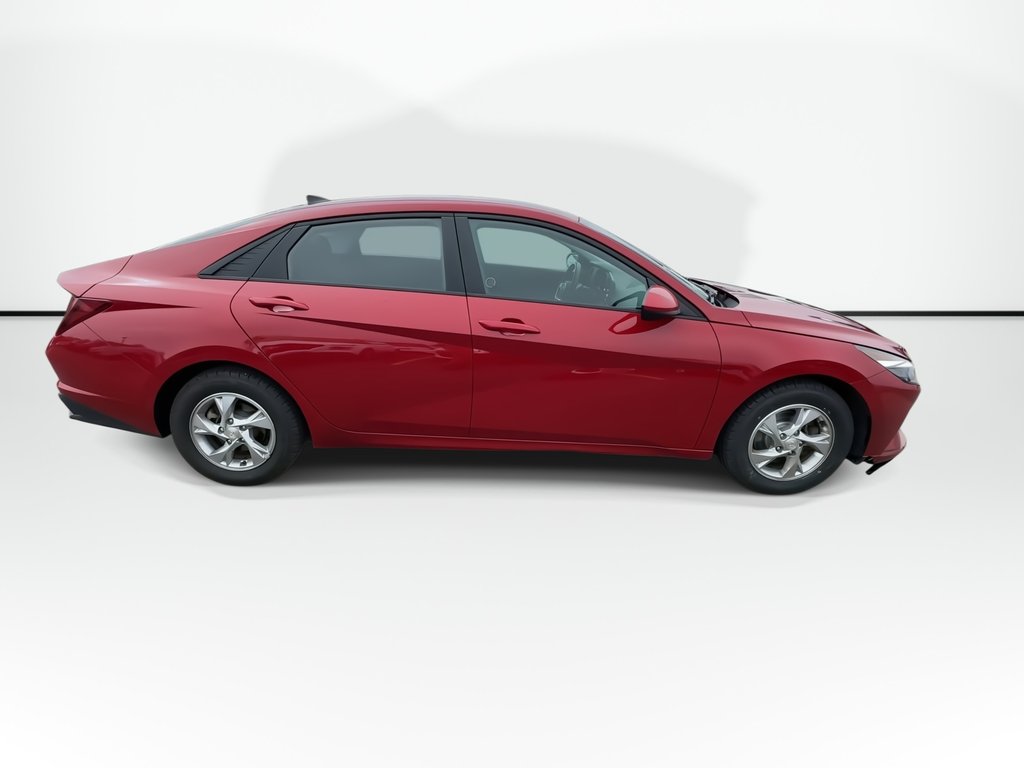 2022 Hyundai Elantra Essential | Cam | HtdSeat | Bluetooth | USB | Aux in Saint John, New Brunswick - 3 - w1024h768px