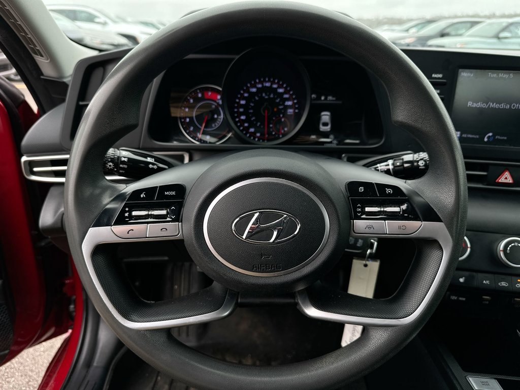 2022 Hyundai Elantra Essential | Cam | HtdSeat | Bluetooth | USB | Aux in Saint John, New Brunswick - 17 - w1024h768px
