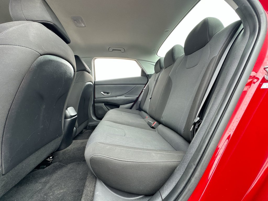 2022 Hyundai Elantra Essential | Cam | HtdSeat | Bluetooth | USB | Aux in Saint John, New Brunswick - 34 - w1024h768px