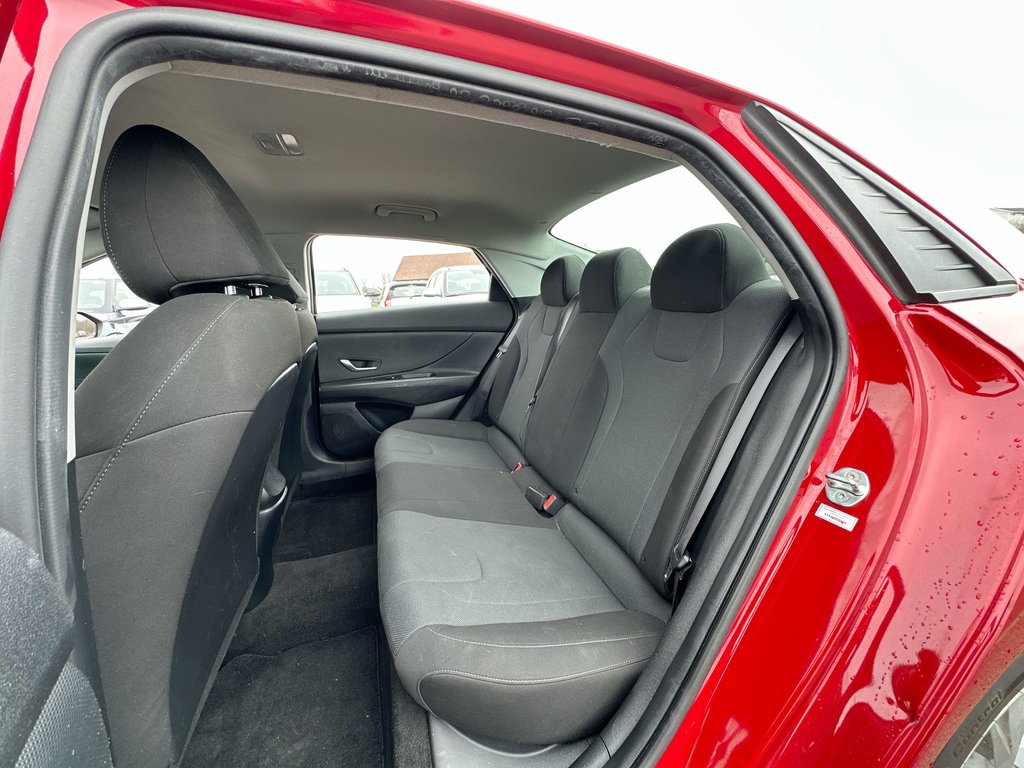 2022 Hyundai Elantra Essential | Cam | HtdSeat | Bluetooth | USB | Aux in Saint John, New Brunswick - 33 - w1024h768px