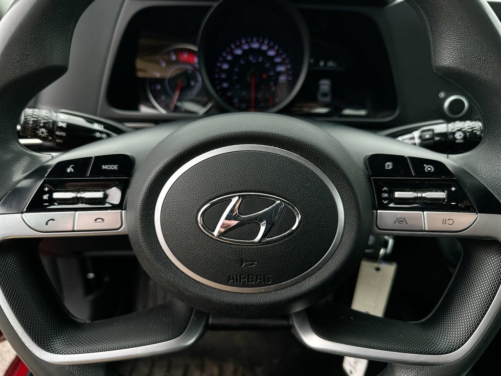 2022 Hyundai Elantra Essential | Cam | HtdSeat | Bluetooth | USB | Aux in Saint John, New Brunswick - 18 - w1024h768px