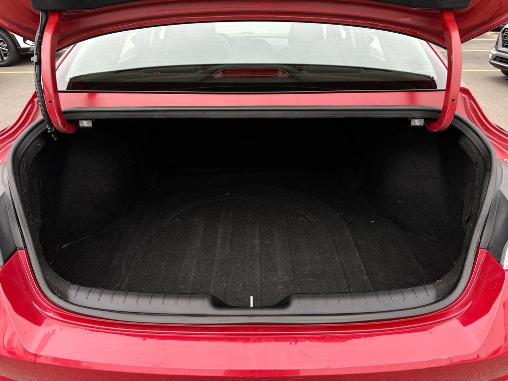 2022 Hyundai Elantra Essential | Cam | HtdSeat | Bluetooth | USB | Aux in Saint John, New Brunswick - 36 - w1024h768px