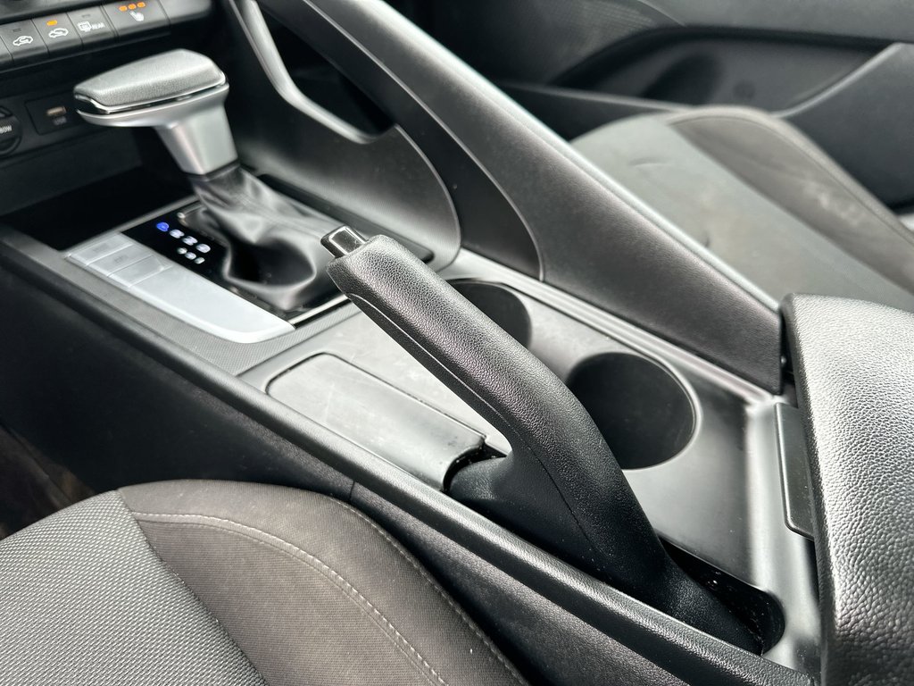 2022 Hyundai Elantra Essential | Cam | HtdSeat | Bluetooth | USB | Aux in Saint John, New Brunswick - 30 - w1024h768px