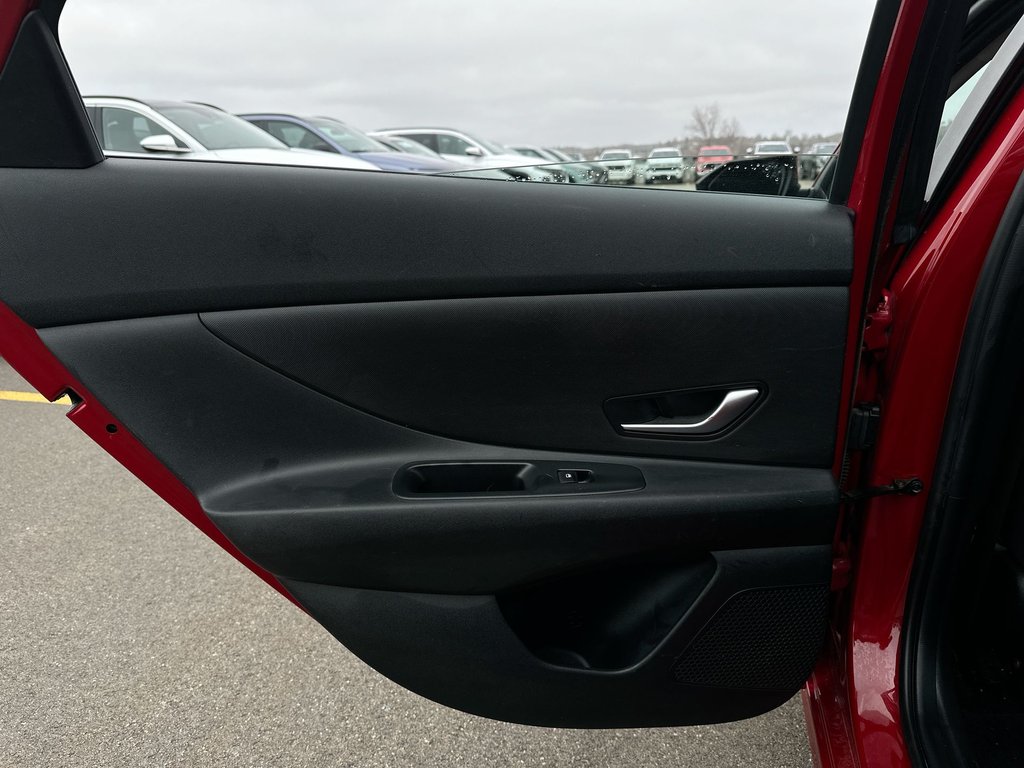 2022 Hyundai Elantra Essential | Cam | HtdSeat | Bluetooth | USB | Aux in Saint John, New Brunswick - 35 - w1024h768px