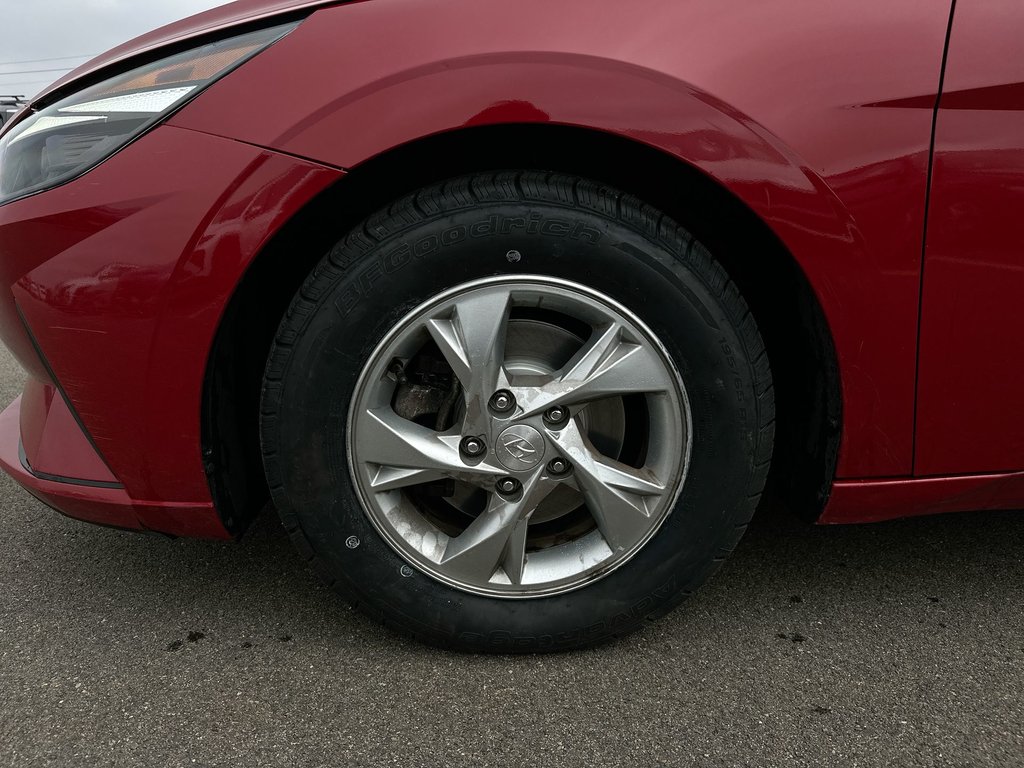 2022 Hyundai Elantra Essential | Cam | HtdSeat | Bluetooth | USB | Aux in Saint John, New Brunswick - 10 - w1024h768px