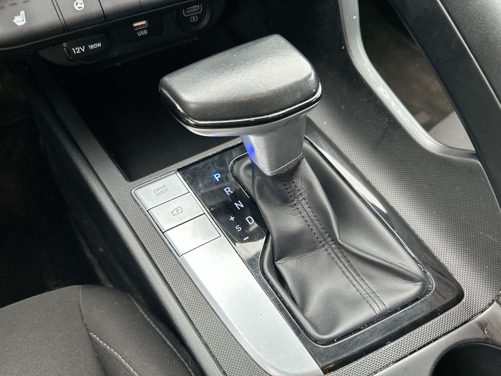 2022 Hyundai Elantra Preferred | Htd Whl | Keyless | Warranty to 2026 in Saint John, New Brunswick - 29 - w1024h768px