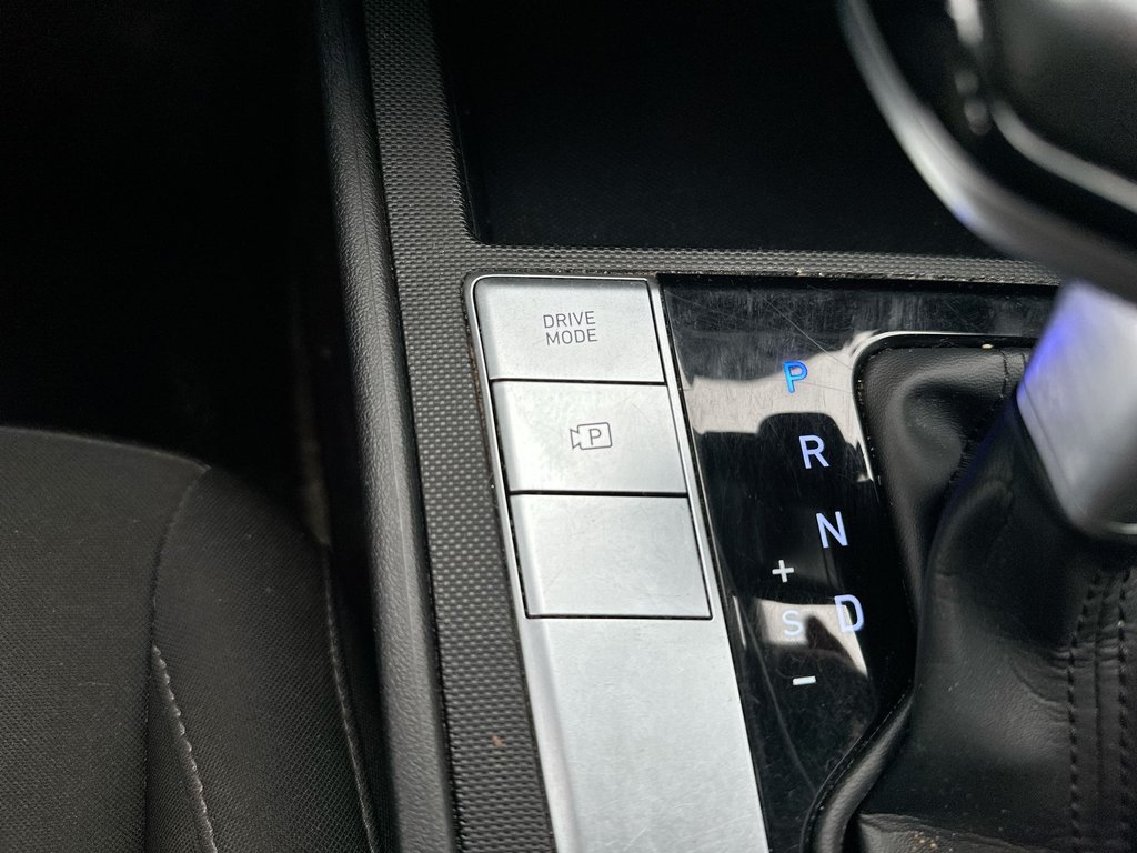 2022 Hyundai Elantra Preferred | Htd Whl | Keyless | Warranty to 2026 in Saint John, New Brunswick - 31 - w1024h768px