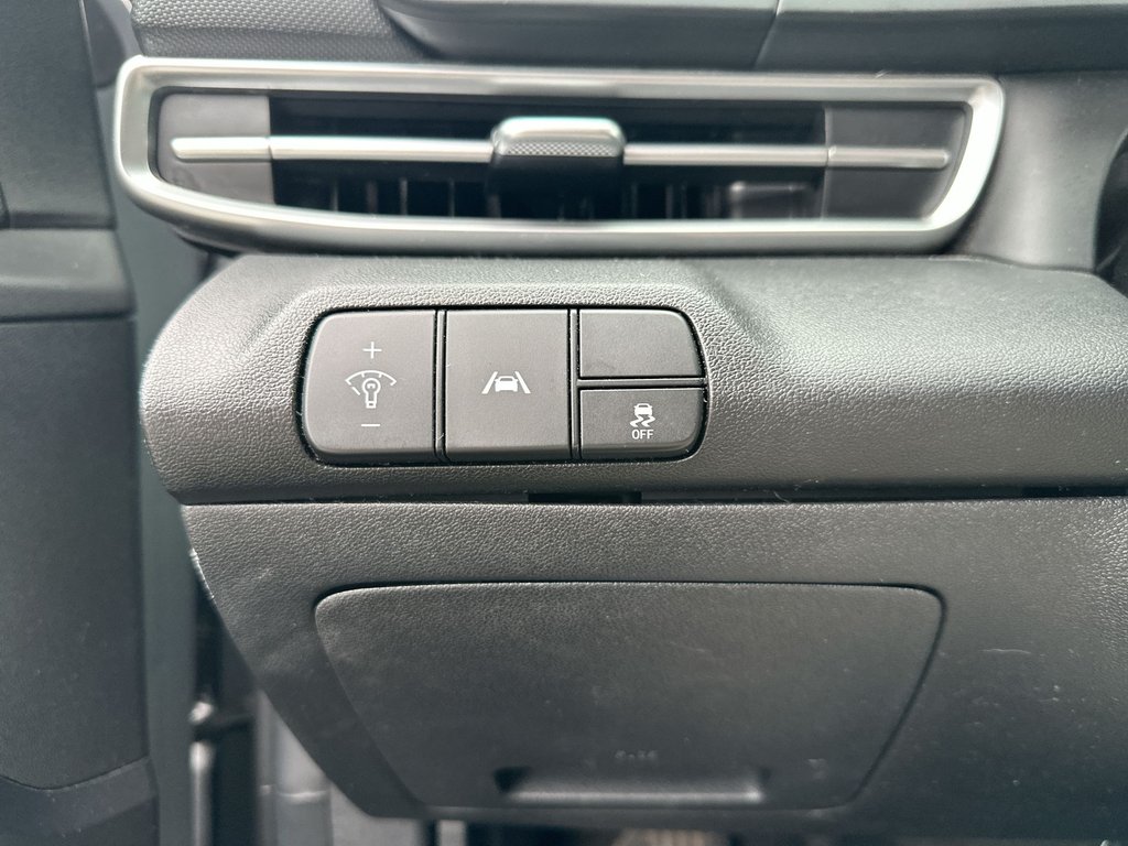 2022 Hyundai Elantra Preferred | Htd Whl | Keyless | Warranty to 2026 in Saint John, New Brunswick - 22 - w1024h768px