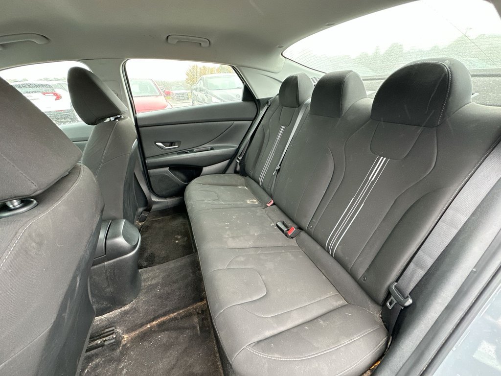 2022 Hyundai Elantra Preferred | Htd Whl | Keyless | Warranty to 2026 in Saint John, New Brunswick - 33 - w1024h768px