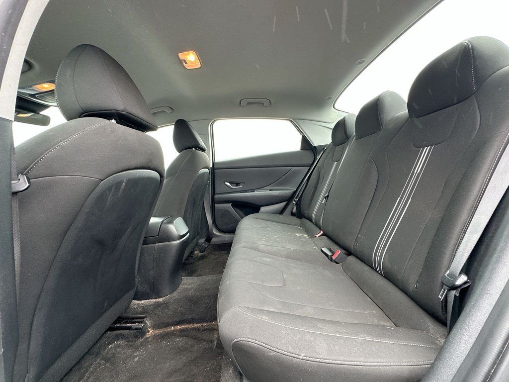 2022 Hyundai Elantra Preferred | Htd Whl | Keyless | Warranty to 2026 in Saint John, New Brunswick - 34 - w1024h768px