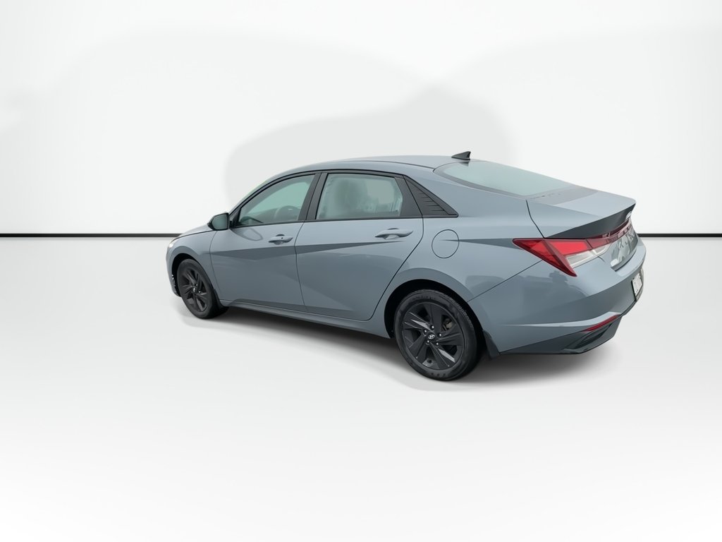 2022 Hyundai Elantra Preferred | Htd Whl | Keyless | Warranty to 2026 in Saint John, New Brunswick - 3 - w1024h768px