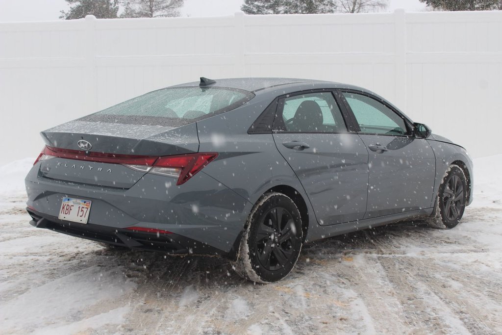 2023 Hyundai Elantra Preferred | Cam | USB | HtdSeat | Warranty to 2027 in Saint John, New Brunswick - 7 - w1024h768px