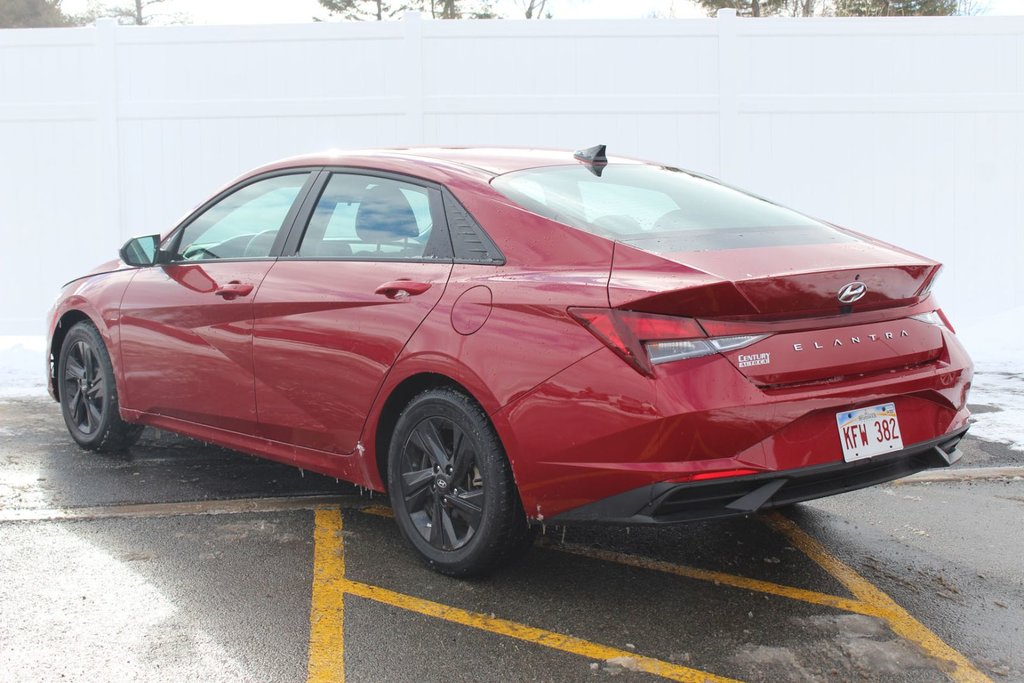 Hyundai Elantra Preferred | Cam | USB | HtdSeat | Warranty to 2028 2023 à Saint John, Nouveau-Brunswick - 5 - w1024h768px