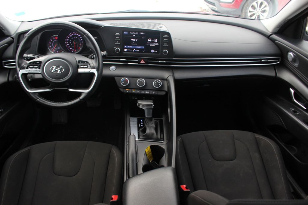 2023 Hyundai Elantra Preferred | Cam | USB | HtdSeat | Warranty to 2028 in Saint John, New Brunswick - 15 - w1024h768px