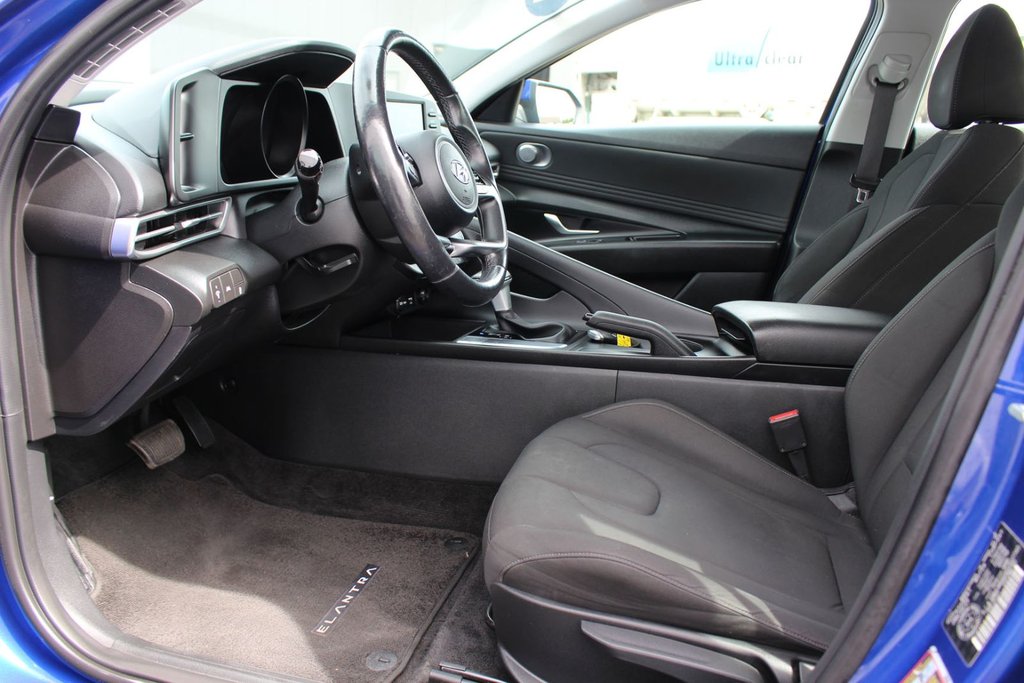 2023 Hyundai Elantra in Antigonish, Nova Scotia - 9 - w1024h768px