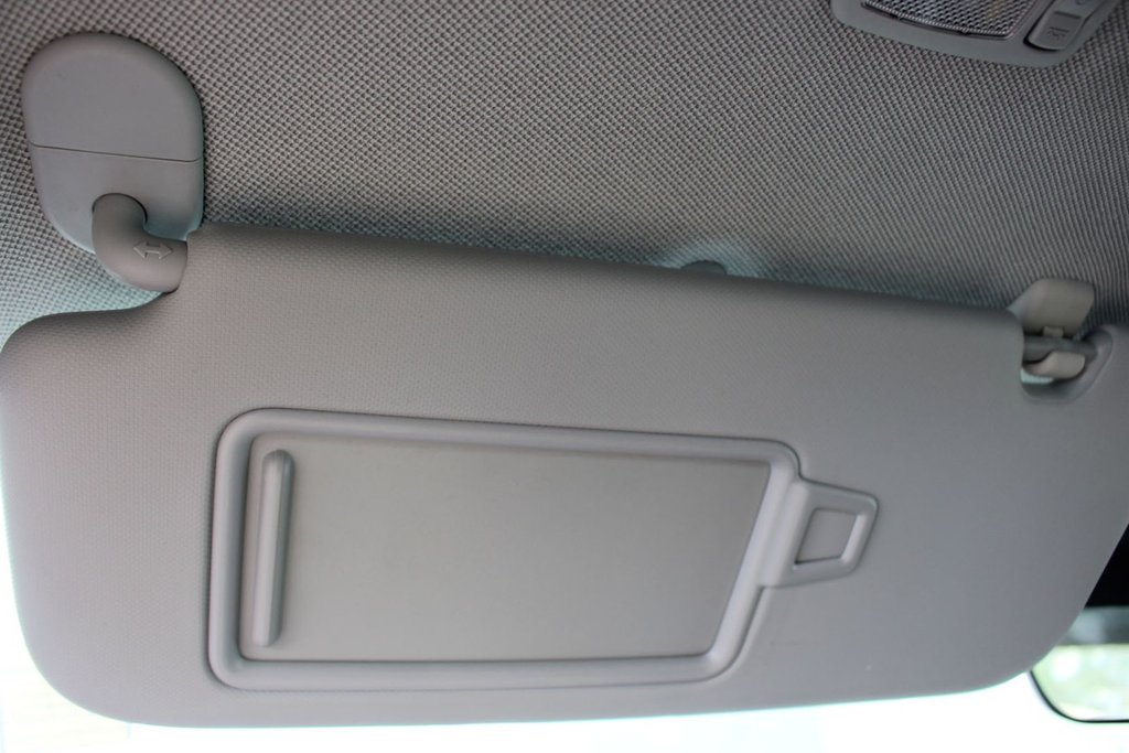 2023 Hyundai Elantra Preferred | HtdSeat | Cam | USB | Warranty to 2028 in Saint John, New Brunswick - 45 - w1024h768px