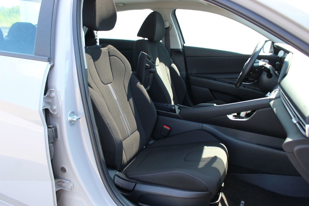 Hyundai Elantra Tech | SunRoof | HtdSeats | Cam | Warranty to 2028 2023 à Saint John, Nouveau-Brunswick - 39 - w1024h768px