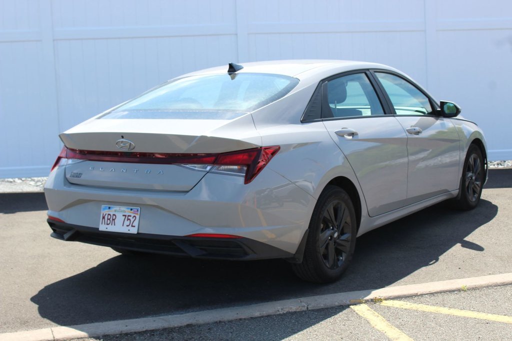 Hyundai Elantra Tech | SunRoof | HtdSeats | Cam | Warranty to 2028 2023 à Saint John, Nouveau-Brunswick - 7 - w1024h768px