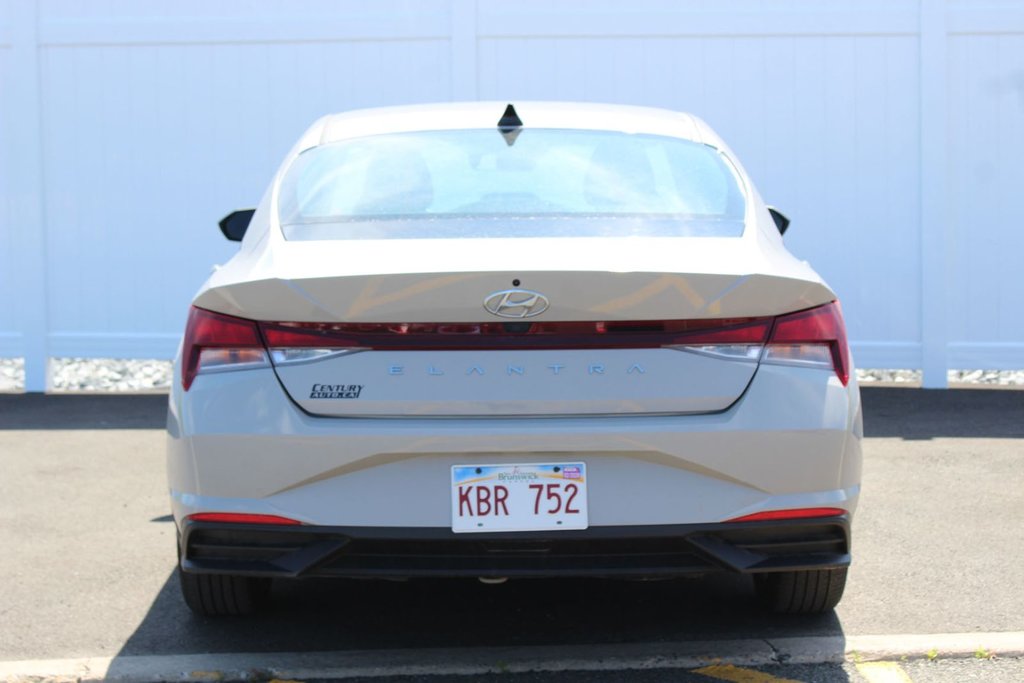 Hyundai Elantra Tech | SunRoof | HtdSeats | Cam | Warranty to 2028 2023 à Saint John, Nouveau-Brunswick - 6 - w1024h768px