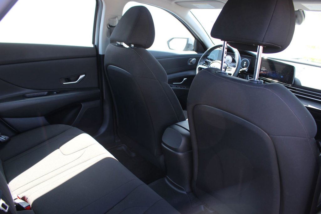 Hyundai Elantra Tech | SunRoof | HtdSeats | Cam | Warranty to 2028 2023 à Saint John, Nouveau-Brunswick - 36 - w1024h768px