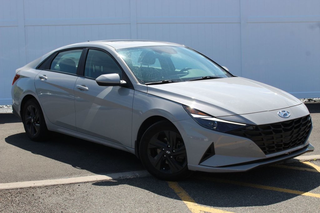 Hyundai Elantra Tech | SunRoof | HtdSeats | Cam | Warranty to 2028 2023 à Saint John, Nouveau-Brunswick - 1 - w1024h768px