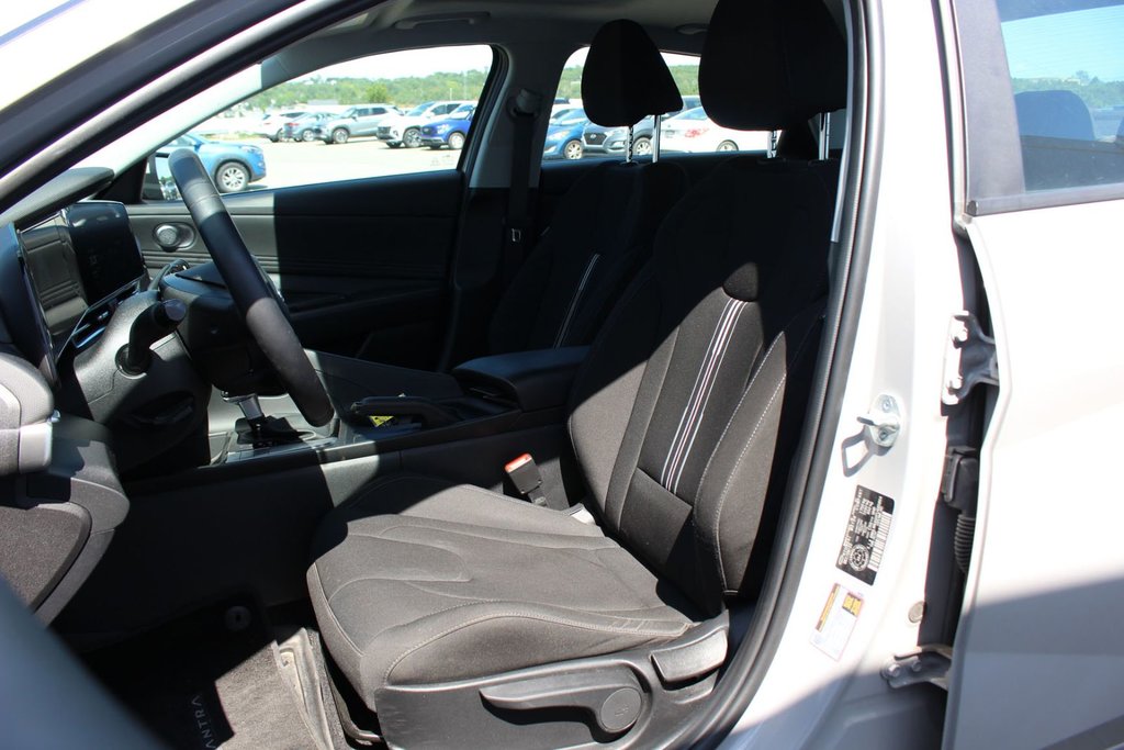 Hyundai Elantra Tech | SunRoof | HtdSeats | Cam | Warranty to 2028 2023 à Saint John, Nouveau-Brunswick - 10 - w1024h768px