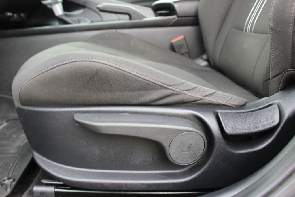 2023 Hyundai Elantra Preferred | HtdSeat | Cam | USB | Warranty to 2027 in Saint John, New Brunswick - 34 - w1024h768px