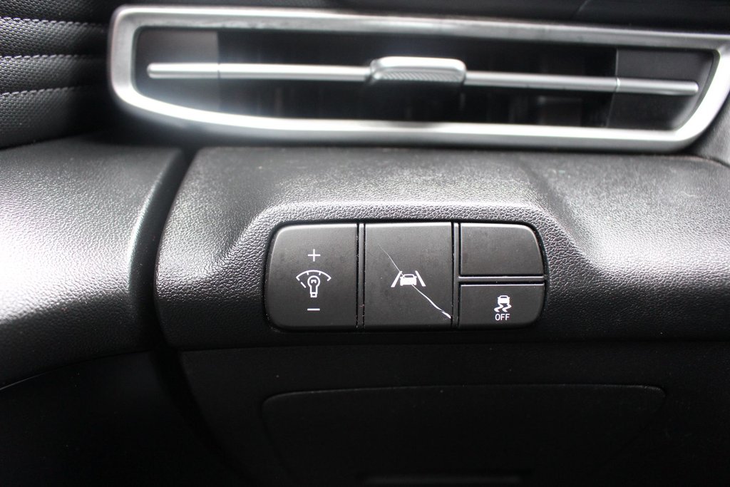 2023 Hyundai Elantra in Antigonish, Nova Scotia - 14 - w1024h768px