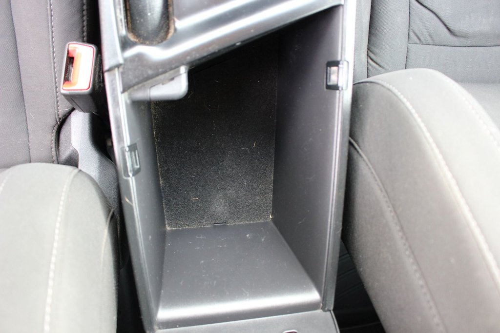 2023 Hyundai Elantra Preferred | HtdSeat | Cam | USB | Warranty to 2027 in Saint John, New Brunswick - 36 - w1024h768px