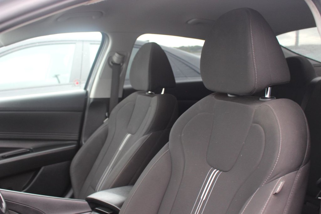2023 Hyundai Elantra in Antigonish, Nova Scotia - 10 - w1024h768px