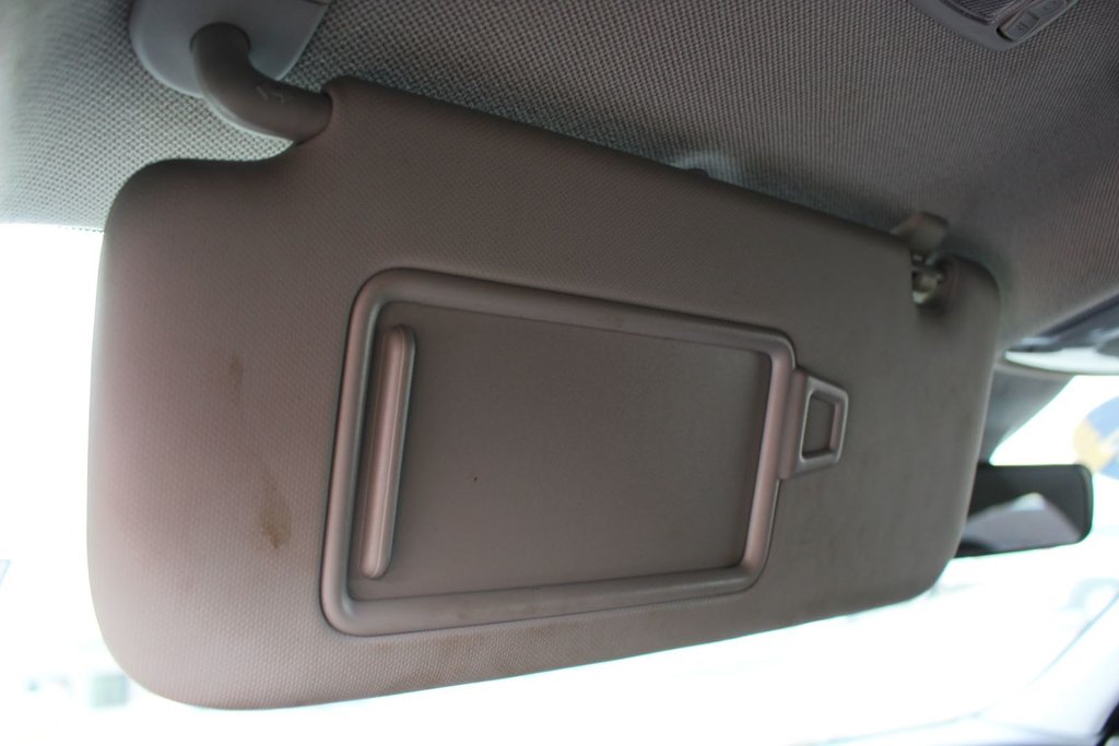 2023 Hyundai Elantra Preferred | HtdSeat | Cam | USB | Warranty to 2027 in Saint John, New Brunswick - 37 - w1024h768px