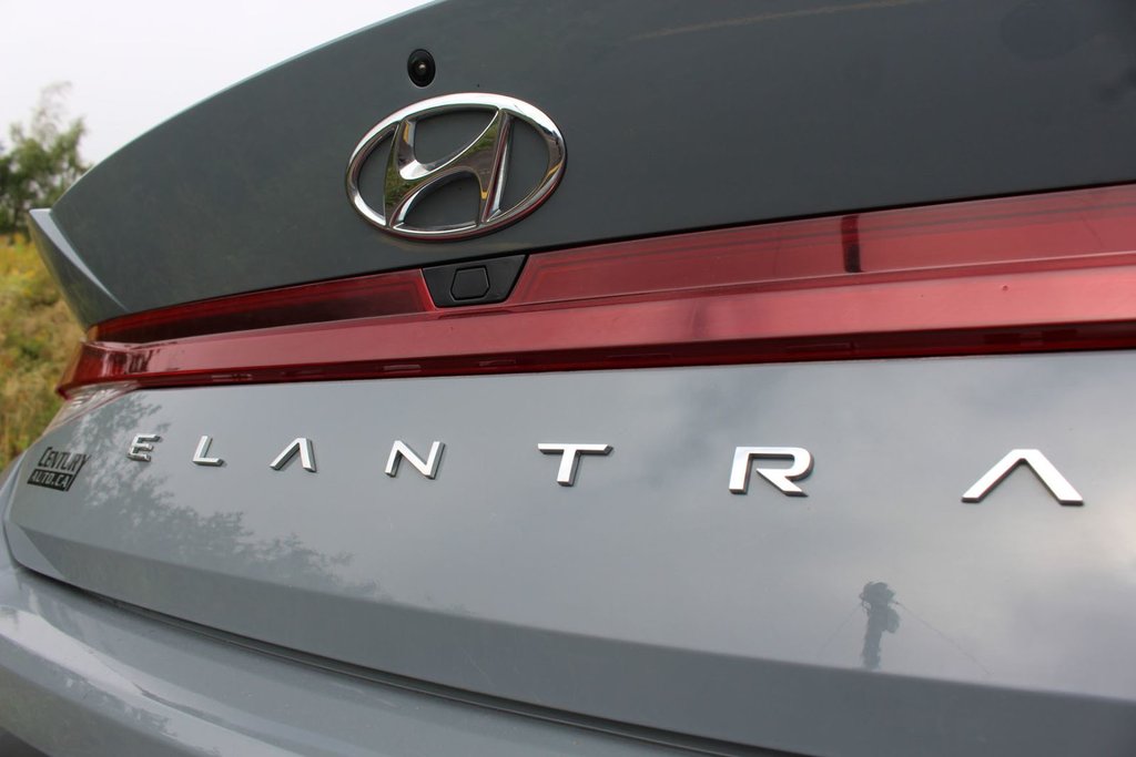 2023 Hyundai Elantra Preferred | HtdSeat | Cam | USB | Warranty to 2027 in Saint John, New Brunswick - 41 - w1024h768px
