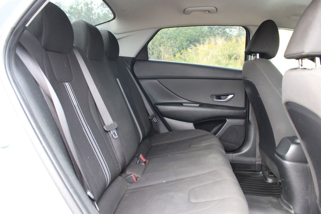 2023 Hyundai Elantra Preferred | HtdSeat | Cam | USB | Warranty to 2027 in Saint John, New Brunswick - 43 - w1024h768px