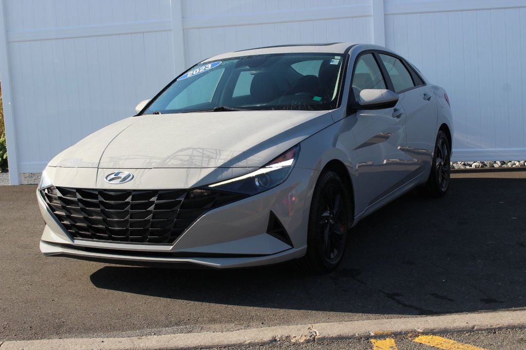 2023 Hyundai Elantra Preferred Tech | Roof | Cam | Warranty to 2028 in Saint John, New Brunswick - 3 - w1024h768px