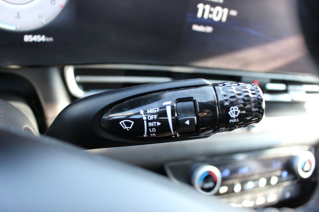 2023 Hyundai Elantra Preferred Tech | Roof | Cam | Warranty to 2028 in Saint John, New Brunswick - 36 - w1024h768px