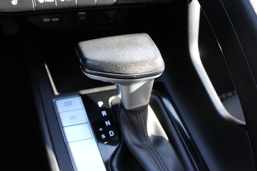 2023 Hyundai Elantra Preferred Tech | Roof | Cam | Warranty to 2028 in Saint John, New Brunswick - 38 - w1024h768px