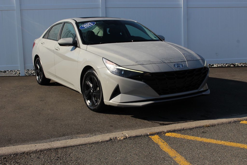 2023 Hyundai Elantra Preferred Tech | Roof | Cam | Warranty to 2028 in Saint John, New Brunswick - 1 - w1024h768px