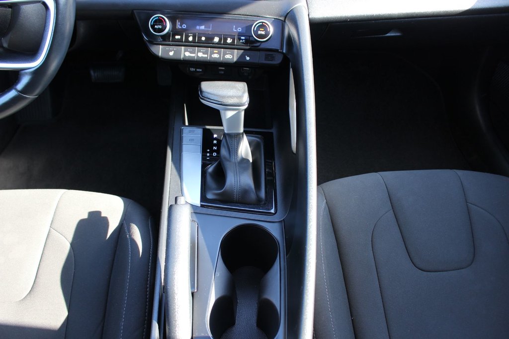 2023 Hyundai Elantra Preferred Tech | Roof | Cam | Warranty to 2028 in Saint John, New Brunswick - 21 - w1024h768px