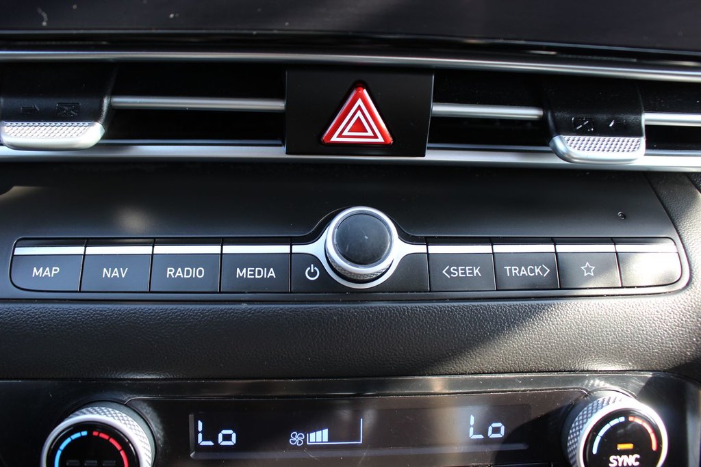 2023 Hyundai Elantra Preferred Tech | Roof | Cam | Warranty to 2028 in Saint John, New Brunswick - 30 - w1024h768px