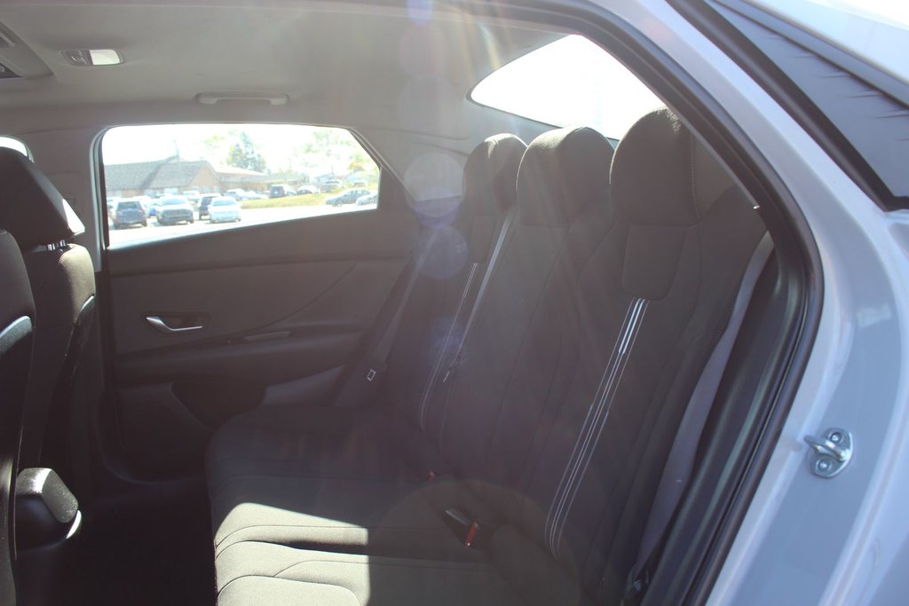 2023 Hyundai Elantra Preferred Tech | Roof | Cam | Warranty to 2028 in Saint John, New Brunswick - 47 - w1024h768px