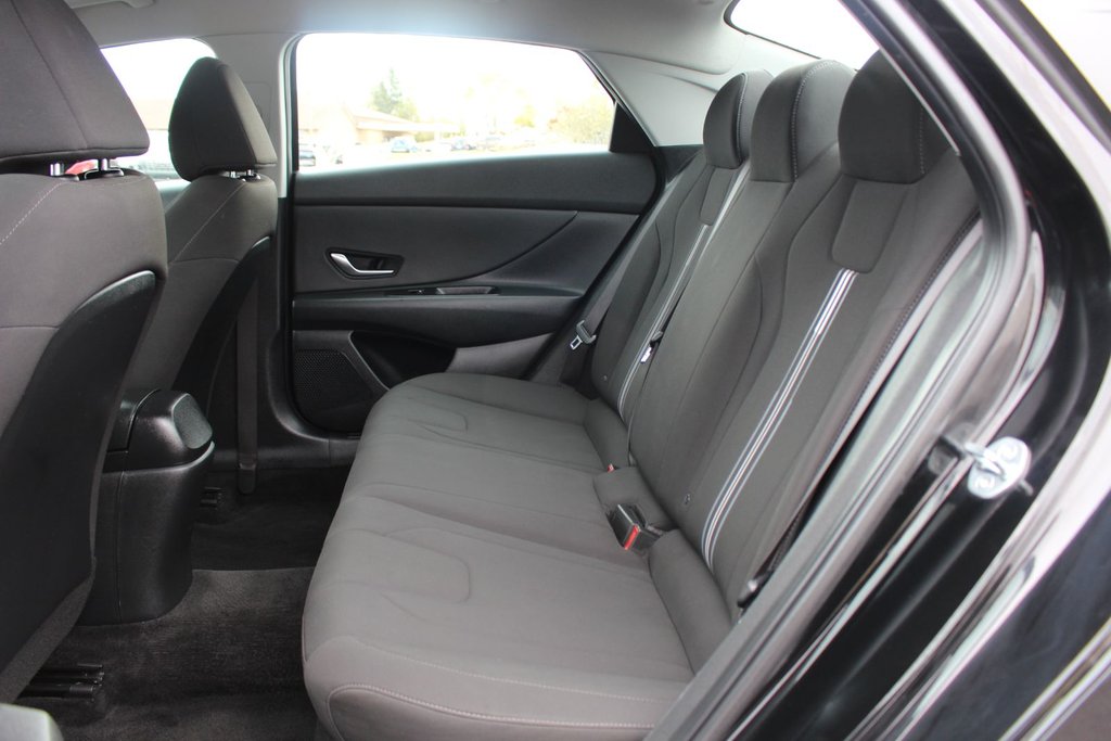 Hyundai Elantra Preferred | HtdSeats | Cam | Warranty to 2028 2023 à Saint John, Nouveau-Brunswick - 60 - w1024h768px