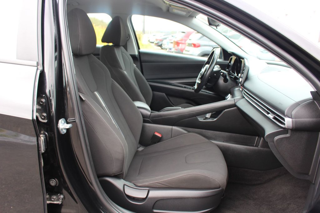 Hyundai Elantra Preferred | HtdSeats | Cam | Warranty to 2028 2023 à Saint John, Nouveau-Brunswick - 49 - w1024h768px