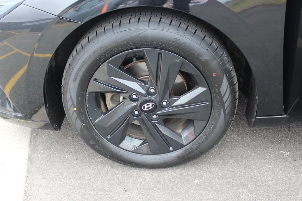 Hyundai Elantra Preferred | HtdSeats | Cam | Warranty to 2028 2023 à Saint John, Nouveau-Brunswick - 54 - w1024h768px