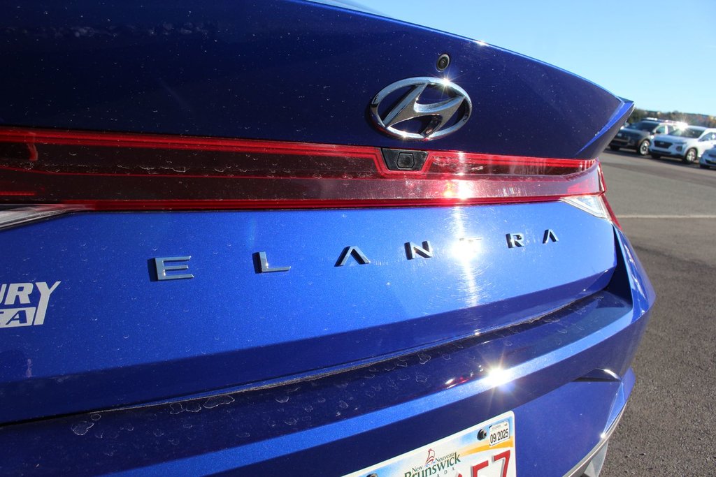 2023 Hyundai Elantra Preferred | HtdSeats | Cam | Warranty to 2028 in Saint John, New Brunswick - 11 - w1024h768px